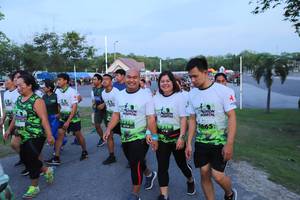 BIB: 
                            <button type="button" onclick="openModal(3628544)" class="btn btn-primary btn-sm float-right btn-popup" data-toggle="modal" data-target=".modal-high-quality">
                        <i class="fas fa-shopping-cart"></i> Add to Cart
                    </button>
                                            <button type="button" onclick="isThisMe(3628544, true)" class="btn btn-success btn-sm float-right btn-popup btn-isme hidden" data-toggle="tooltip" data-placement="bottom" title="นี่คือรูปของคุณใช่ไหม คลิกที่นี่เพื่อเอาเข้าอัลบั้ม">
                        <i class="fas fa-plus"></i> Add to album
                    </button>
                    <button type="button" onclick="isThisMe(3628544, false)" class="btn btn-warning btn-sm float-right btn-popup btn-isnotme hidden">
                        <i class="fas fa-ban"></i> Remove from album
                    </button>